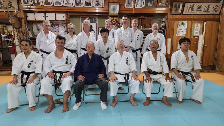 Group photo with Nakamoto Hanshi